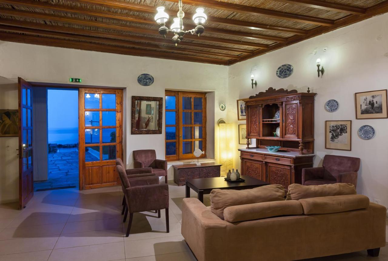 Hydroussa Skyros Hotel Eksteriør billede